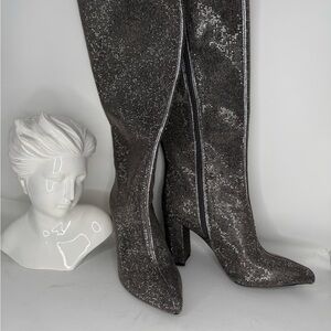 Inc international  
Inc- paiton2  nwot 7.5